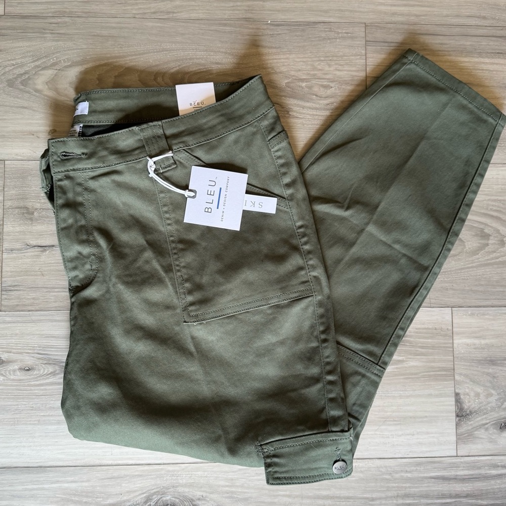 Bleu Olive skinny Cargo Pants Size 20W